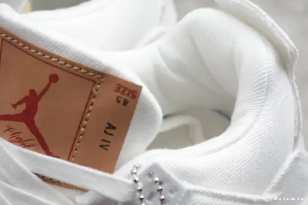 Rep Onekick 'White' 4 Levi's AO2571-100 x Jordan Air 0422